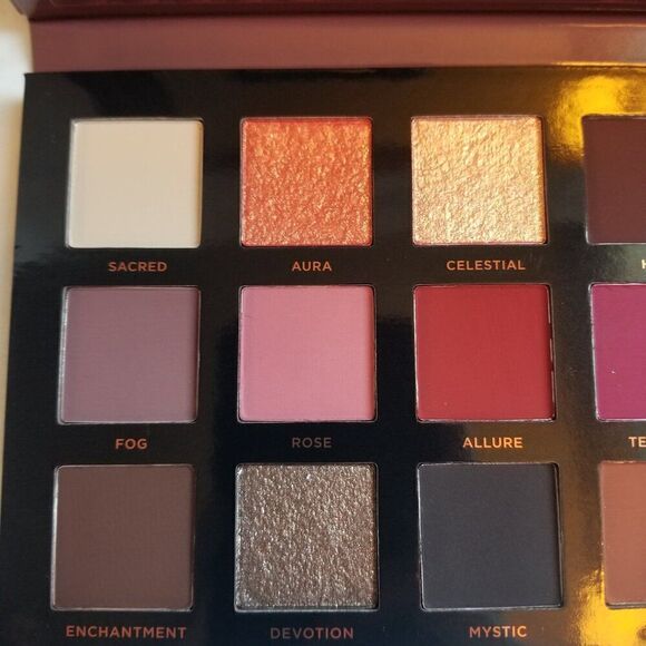 Ace Beaute - Mystic Romance Eyeshadow Palette - Picture 6 of 8